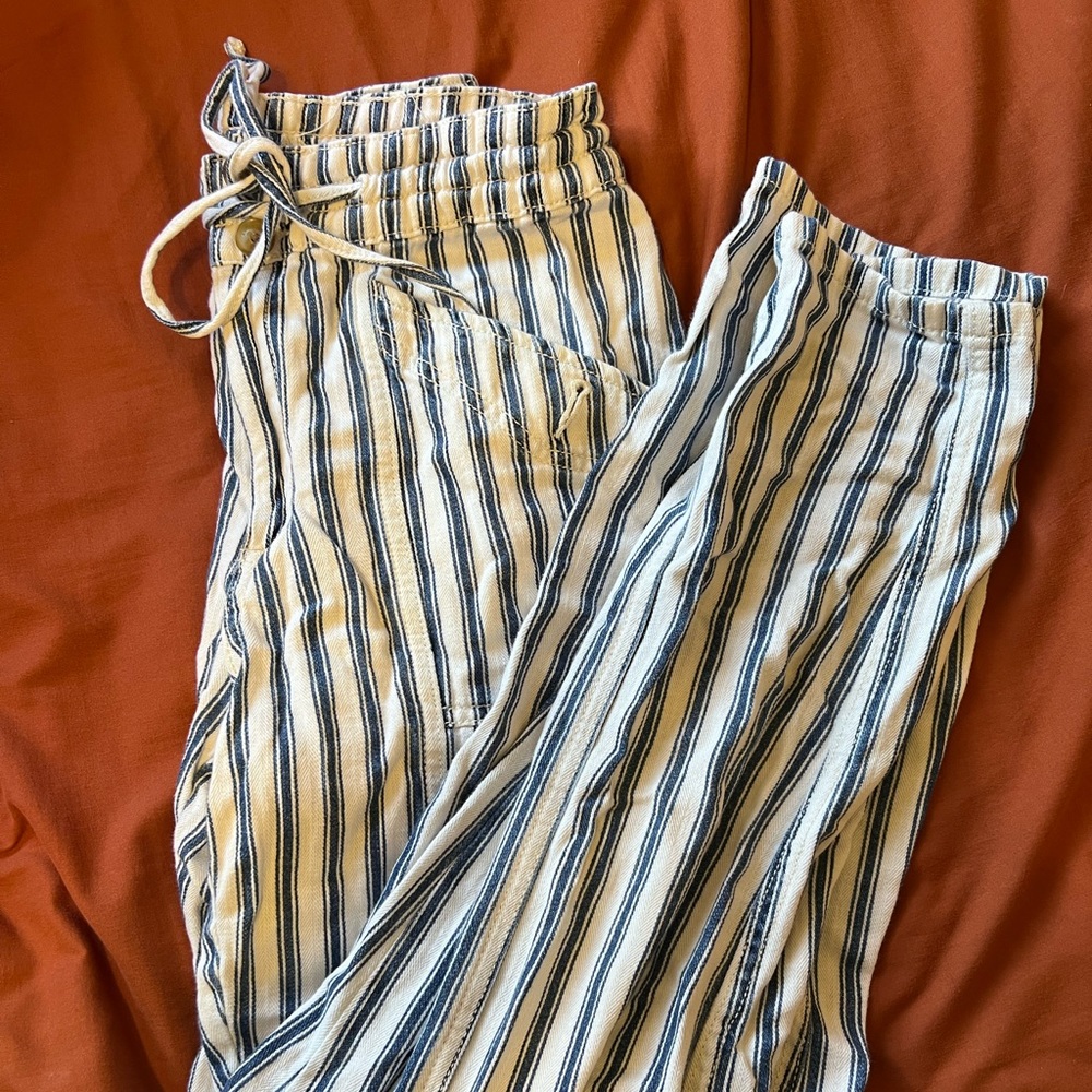 American Eagle Stripe Linen Pant